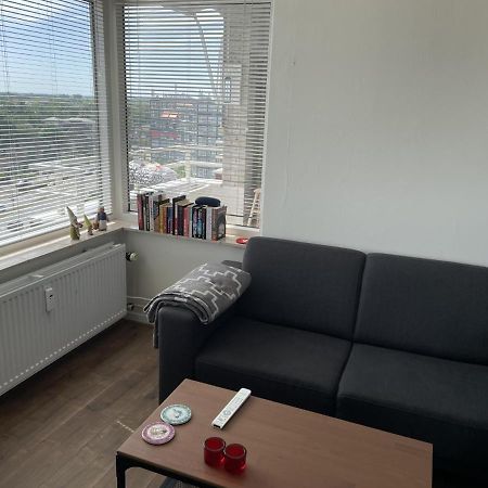 Apartment With City Skyline Leeuwarden Eksteriør bilde